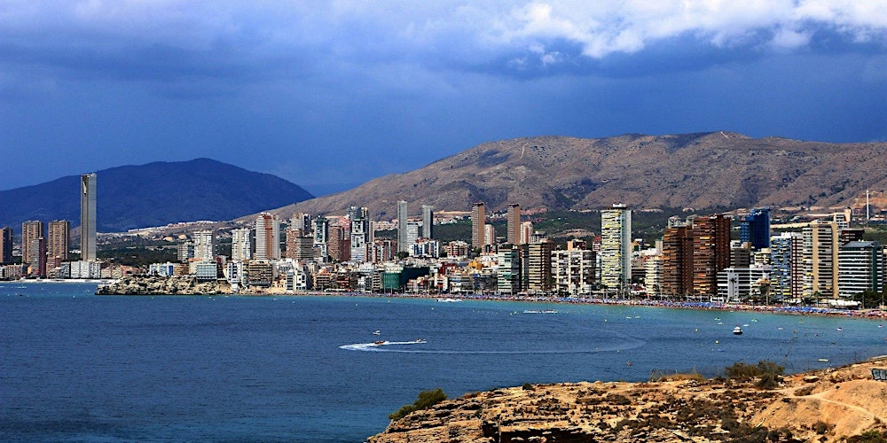 Highlights of Benidorm Old Town and Beaches: Quest Experience