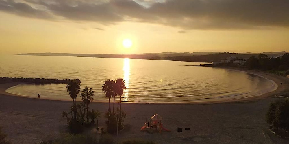 Malaga Beach Sunset – Headphones Experience, AfroBeat AfroHouse, lights