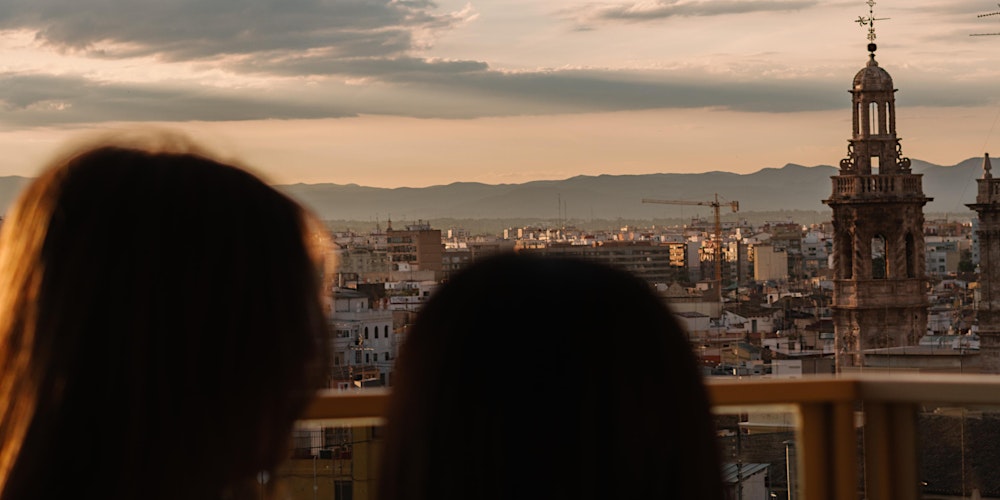 City Lover Sunset 2025