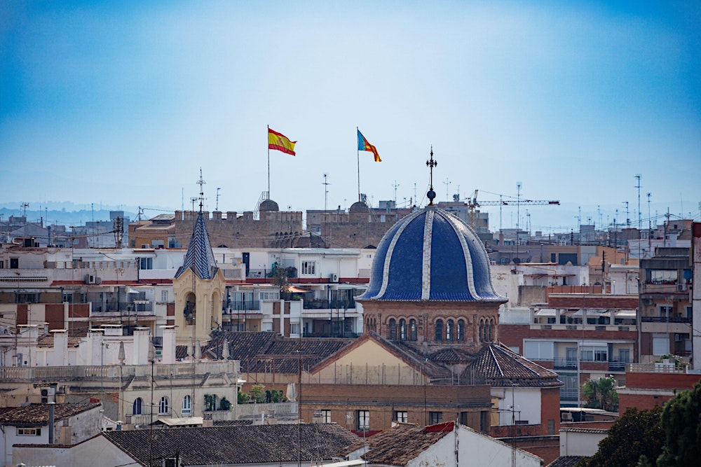Astonishing Scavenger Hunt – Valencia Hunt