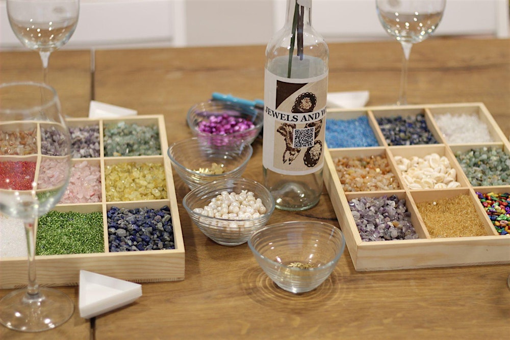 Taller de Joyas y Vino Ilimitado MÁLAGA