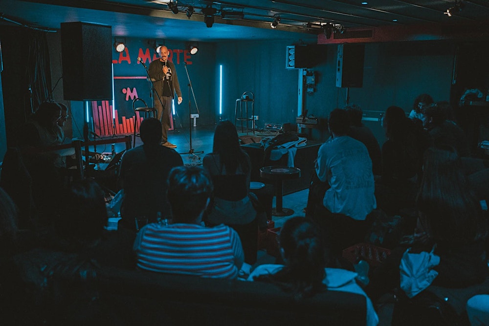 La Estoa – Micro Abierto de Comedia (19 Oct)