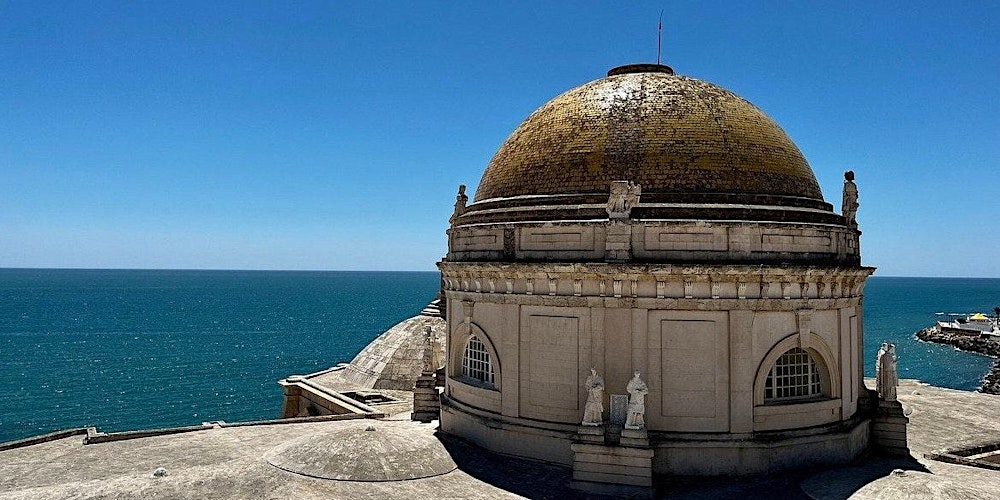 Discover Cadiz Town Cente Outdoor Escape Game: A Story Adventure