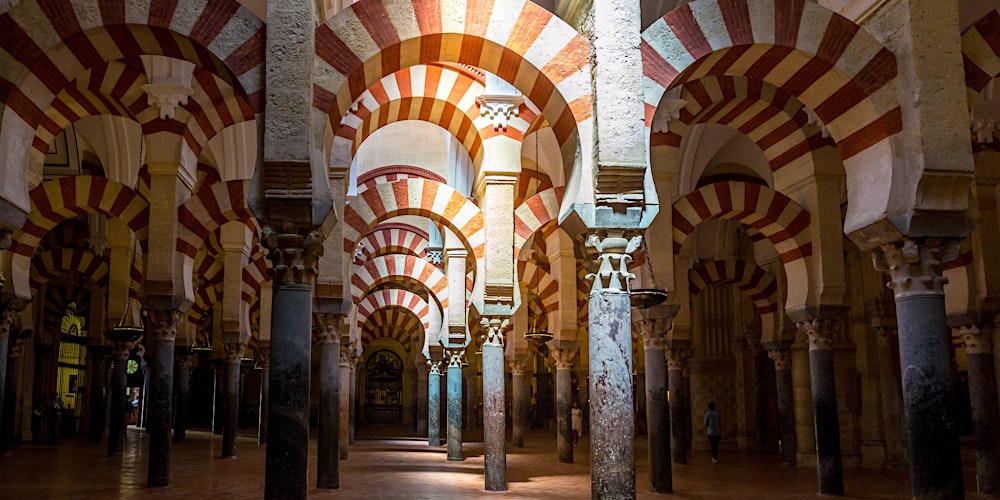Guided Tour  Alcazar and Mosque-Cathedral de Córdoba- Italian