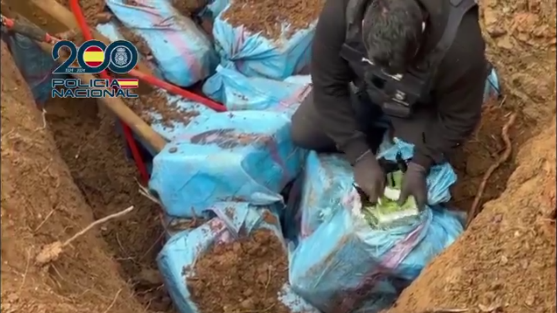 WATCH: Cocaine bunker is uncovered in Marbella woods after narco ...