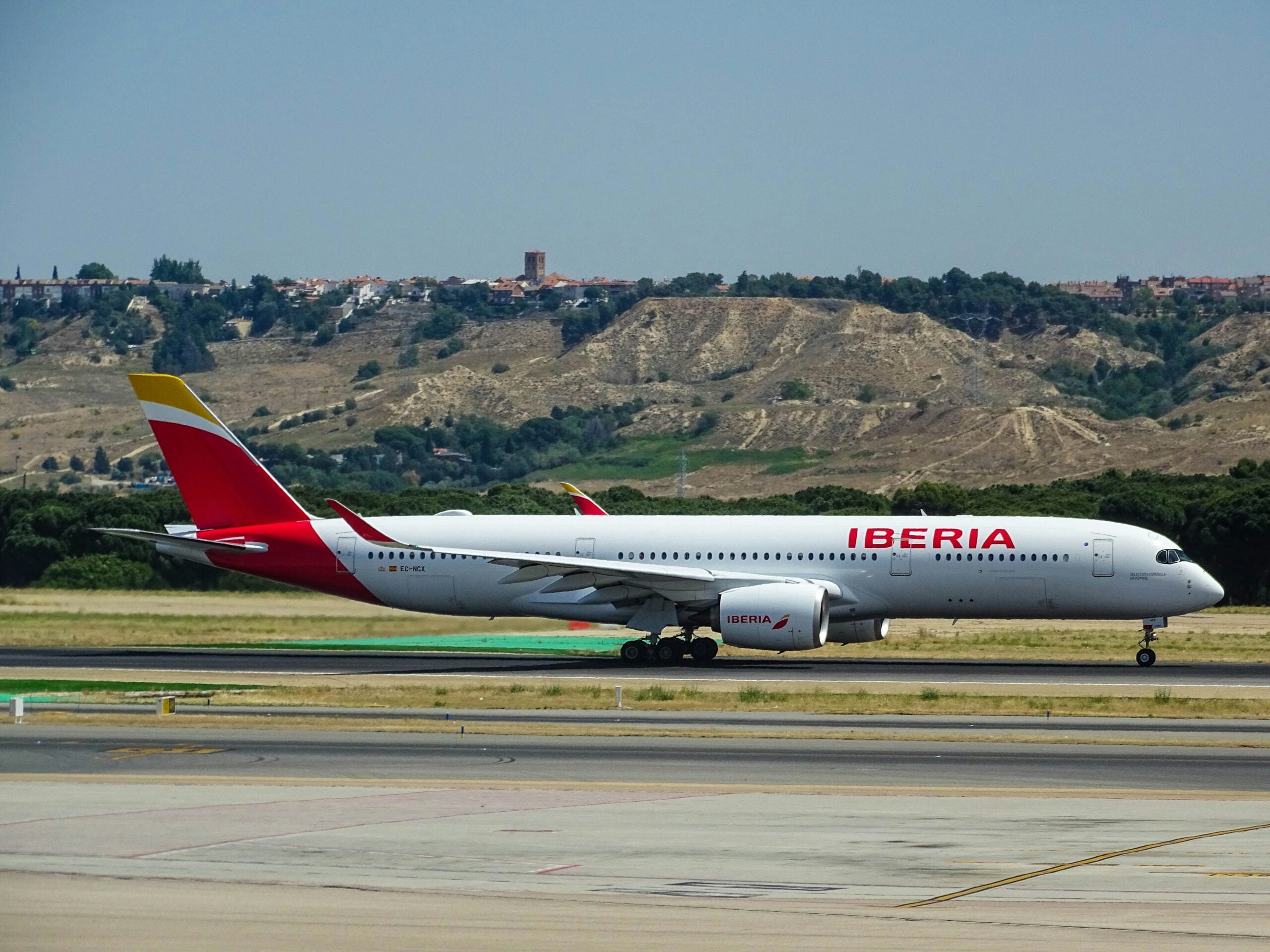 Iberia to scrap €99 price cap on Madrid to Andalucia flights – despite ...
